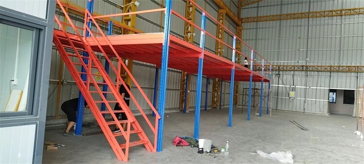 升降货梯安装步骤_自己如何组装一个货梯升降机_升降货梯制作视频