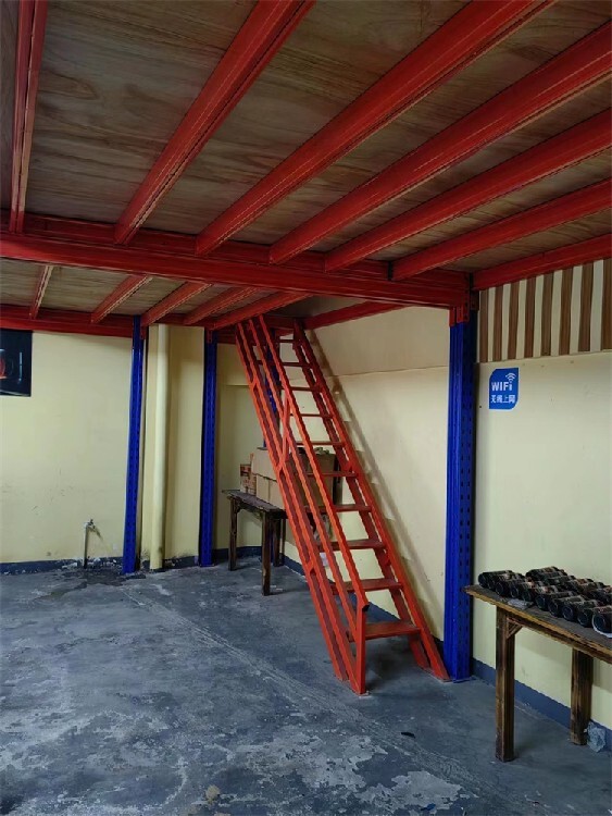 升降货梯制作视频_自己如何组装一个货梯升降机_升降货梯安装步骤